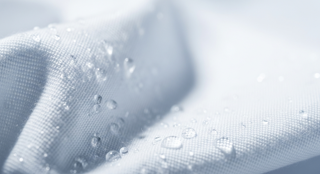 Get Red Stains Out of Clothes After Washing: Guide