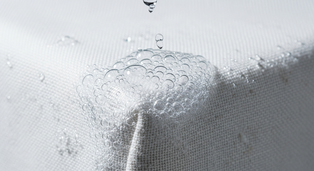 How to Soft Wash a House: Safe DIY Guide