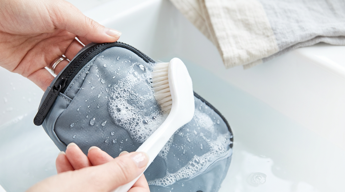 Wash a Lululemon Belt Bag: Safe Guide