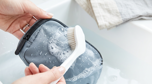Wash a Lululemon Belt Bag: Safe Guide