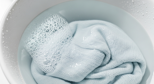 How to Hand Wash Clothes in a Tub: Safe Step Guide